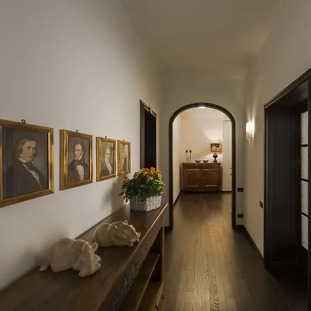 Rota's House Bed & Breakfast